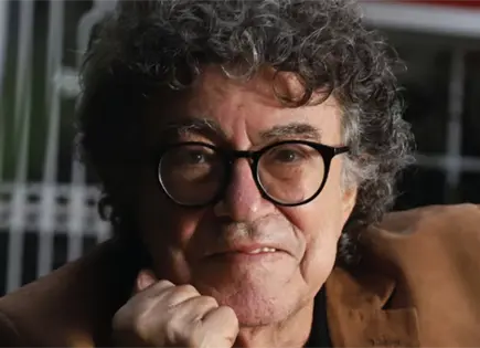 La voz de Piero sonó en desfile Saint Laurent en París La voz de Piero sonó en desfile Saint Laurent en París