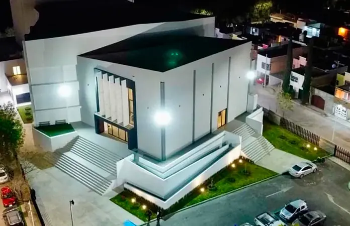 Presentan historia de Soledad de G.S. en el Teatro D. Arango
