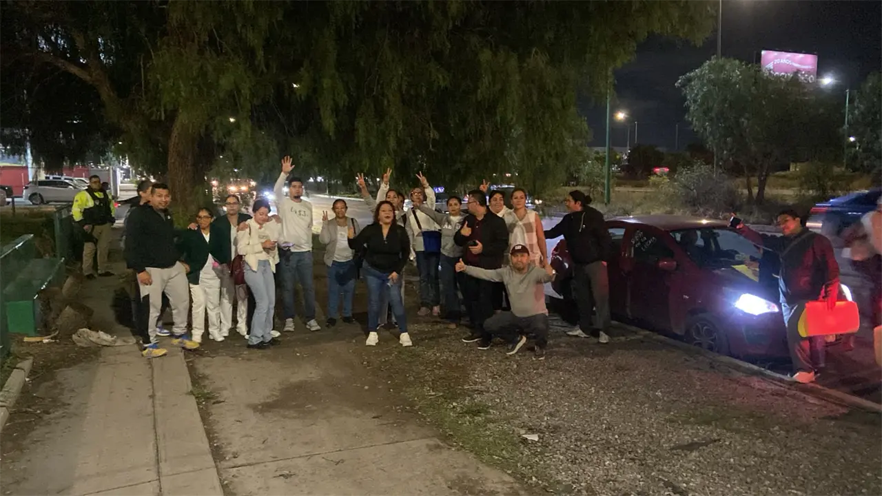 Trabajadores sindicalizados del IMSS exigen aumento y destituciones en SLP