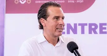 Ra&uacute;l Osorio anuncia candidatura para alcald&iacute;a de M&eacute;rida
