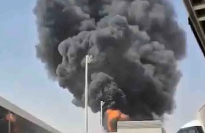 Atacan aeropuerto de Riad; 12 víctimas