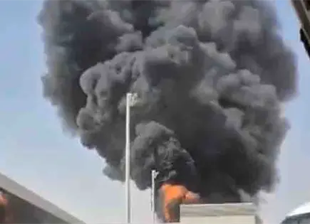 Ataques hutíes impactan aeropuerto en Riad y dejan heridos Ataques hutíes impactan aeropuerto en Riad y dejan heridos