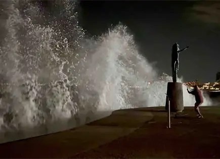 "Sim&oacute;n" provoca p&aacute;nico en Vallarta