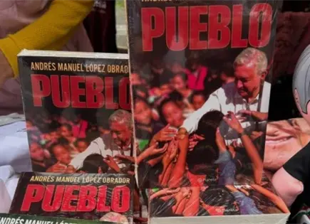 Vendedores aprovechan Consejo Nacional Morena para vender merch Vendedores aprovechan Consejo Nacional Morena para vender merch