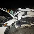 Choque en carretera deja dos muertos 