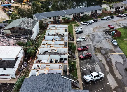 Huracán Isaías deja cuatro muertes en Florida y Alabama Huracán Isaías deja cuatro muertes en Florida y Alabama