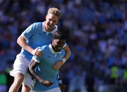 Lazio vence a Monza y comparte liderato en Serie A