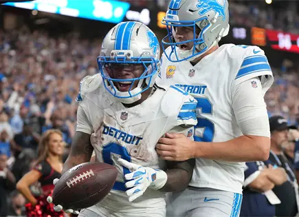 Lions Detroit arrollan a Cardinals Arizona con récord de Gibbs Lions Detroit arrollan a Cardinals Arizona con récord de Gibbs