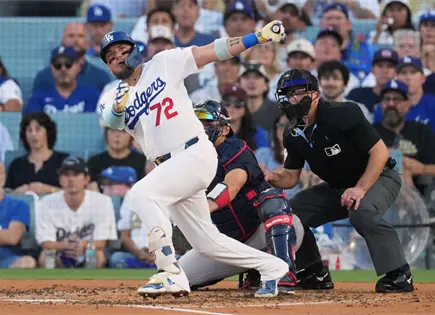 Miguel Rojas vuelve al roster de Dodgers para NLCS