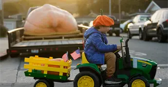 Calabaza de Rhode Island de 1,432 kilos espera la certificaci&oacute;n como nuevo r&eacute;cord mundial