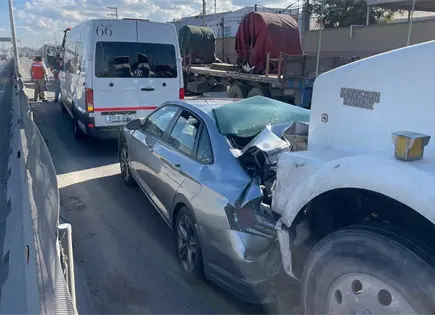 Fotos | Carambola en Circuito Potos&iacute; deja cuantiosos da&ntilde;os