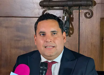 Emilio Rosas busca candidatura a la alcaldía, al Congreso y a San Lázaro Emilio Rosas busca candidatura a la alcaldía, al Congreso y a San Lázaro