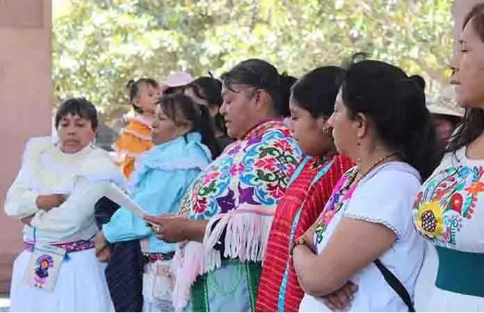 Indígenas se dicen excluidos de consulta