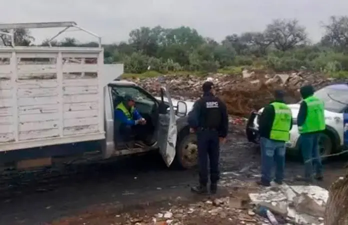 Multan a empleados de la Seduvop