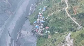 Rescatan a 320 personas en Nepal, tras crecida Rescatan a 320 personas en Nepal, tras crecida
