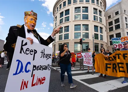 Audiencia federal analiza legalidad del despliegue militar ordenado por Trump Audiencia federal analiza legalidad del despliegue militar ordenado por Trump
