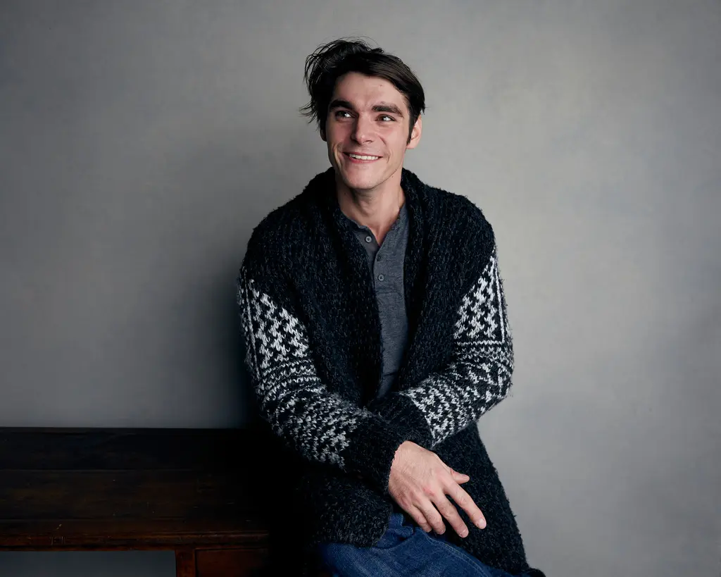 Muere RJ Mitte, actor de Breaking Bad, en Brownsville, Texas