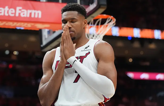Antetokounmpo empieza de nuevo