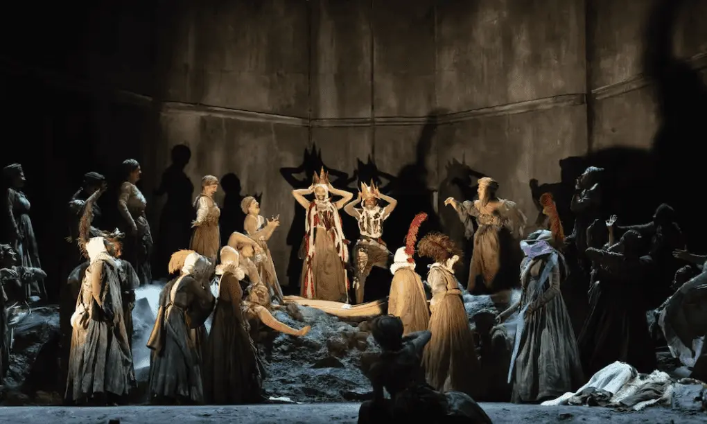 Met Opera transmite Macbeth de Verdi con debut de Louisa Proske