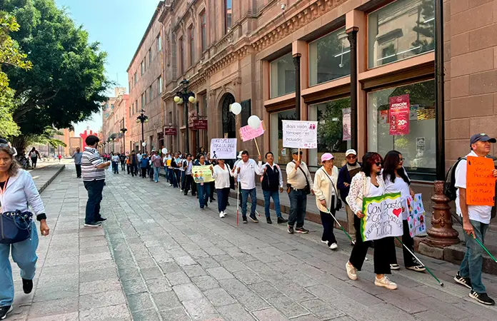 Persiste en SL discriminación hacia los ciegos