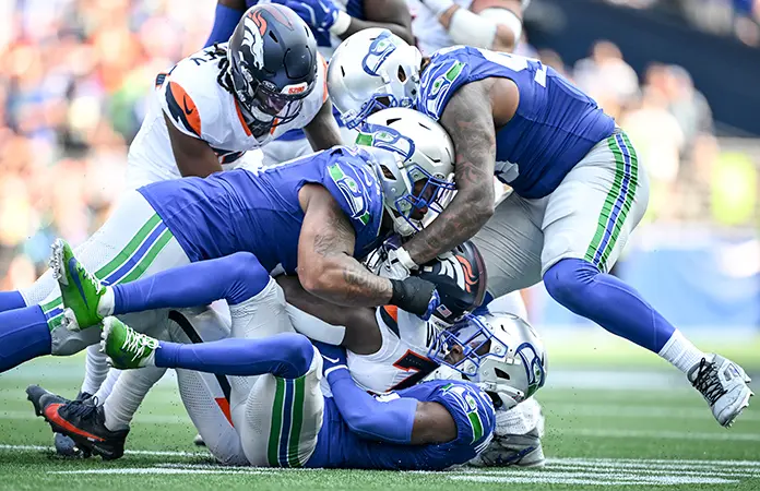 Seahakws y Broncos inician la Semana 6