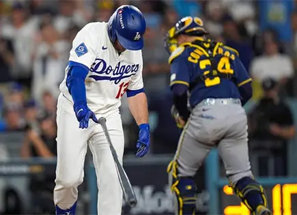 Los Cerveceros barren a Dodgers Los Cerveceros barren a Dodgers