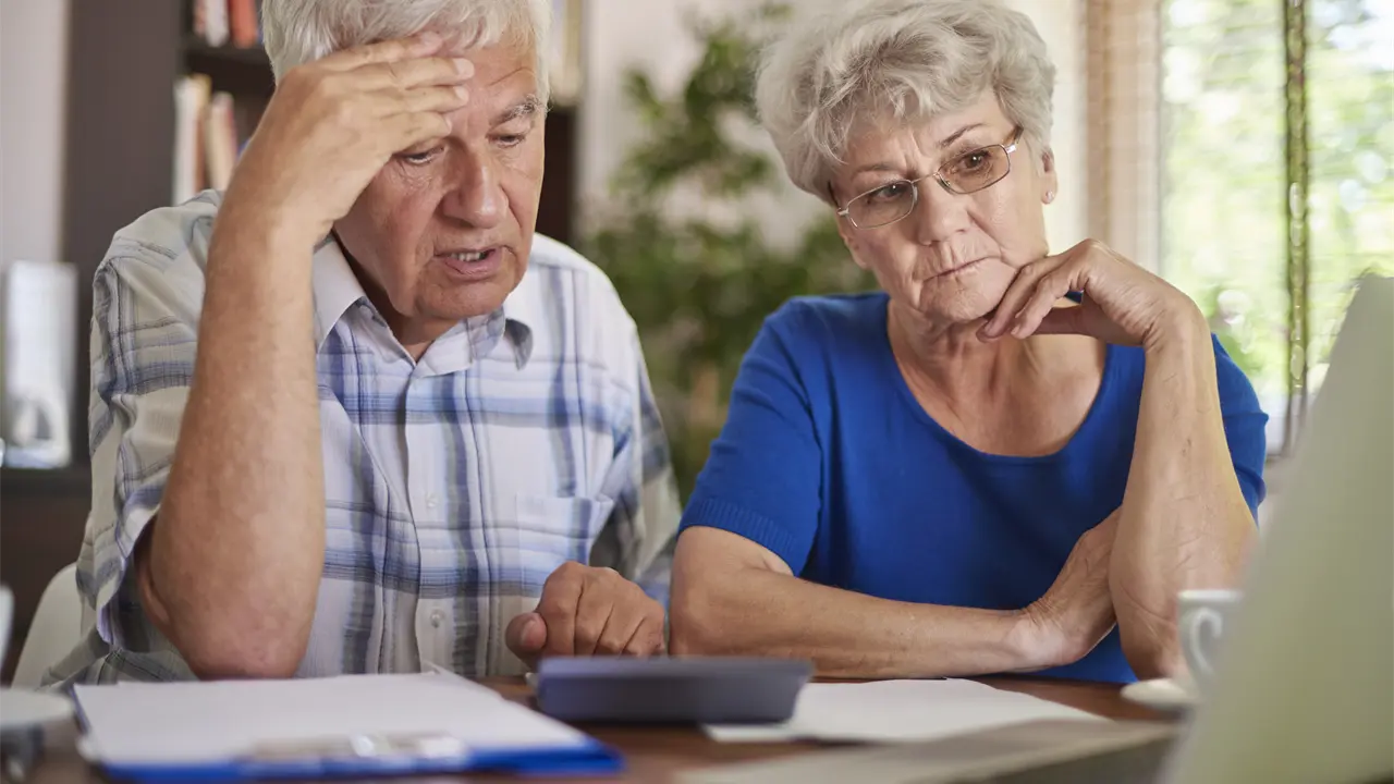 Pensionazo, alertan de nuevo fraude que afecta a adultos mayores