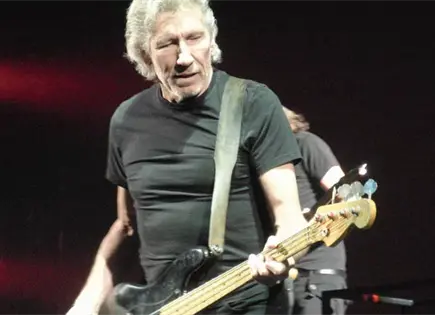 Roger Waters critica a James Hetfield por postura pol&iacute;tica en m&uacute;sica