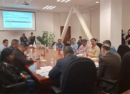 Titular de CEA no entiende f&oacute;rmula para tarifas de agua: Galindo
