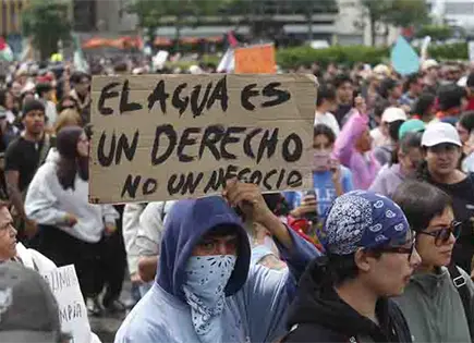 A juicio, 4 detenidos por agredir a polic&iacute;as