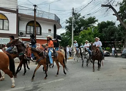 Cabalgata por el 51 aniversario del CBTA