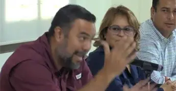 Insulta Regidor a los medios de comunicaci&oacute;n