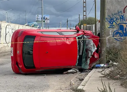 Una mujer fallecida, saldo de choques en Circuito Potos&iacute; (fotos)