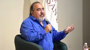 Alejandro Rosas llama a revisar los mitos de la historia de M&eacute;xico
