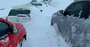 Avalancha mata a cuatro monta&ntilde;istas en Chile
