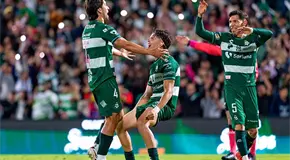 Desplumó Santos a los Gallos Blancos 5-0