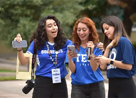 Entre mariachi y karaoke, el Tec celebra 83 años de historia Entre mariachi y karaoke, el Tec celebra 83 años de historia