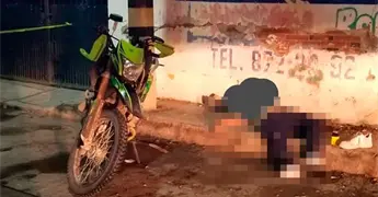 Muere motociclista; se estamp&oacute; contra barda