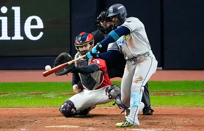 Rays empatan serie ante Guardians