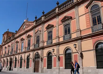 UASLP da de baja a alumnos adictos UASLP da de baja a alumnos adictos