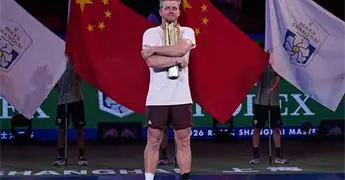 Alex Davidovich despacha a Jodar