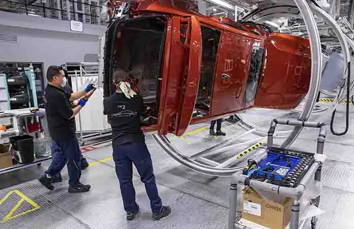 Automotrices van por el mercado nacional