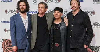 Jon&aacute;s Cuar&oacute;n replantea el imaginario del migrante en "Campe&oacute;n Gabacho"