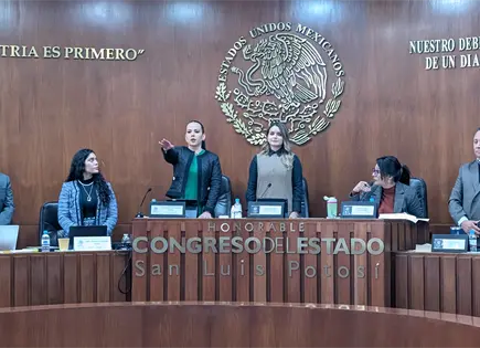 Admite Sefin presión por pensiones y retrasos con la UASLP Admite Sefin presión por pensiones y retrasos con la UASLP