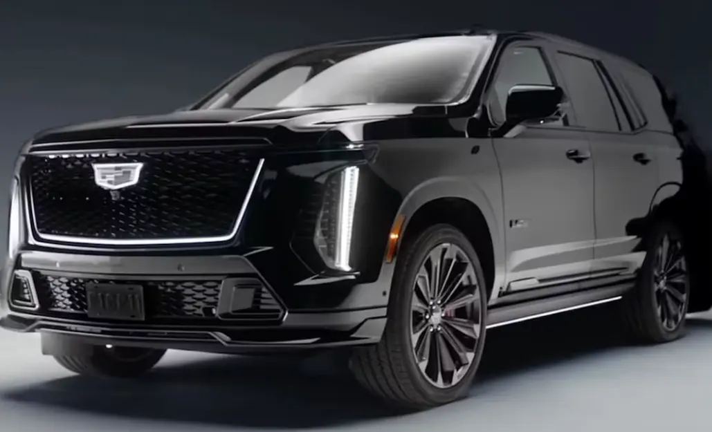Cadillac presenta su camioneta edición Checo Pérez
