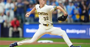 Cerveceros Milwaukee y Rays Tampa Bay disputan Serie Mundial in&eacute;dita