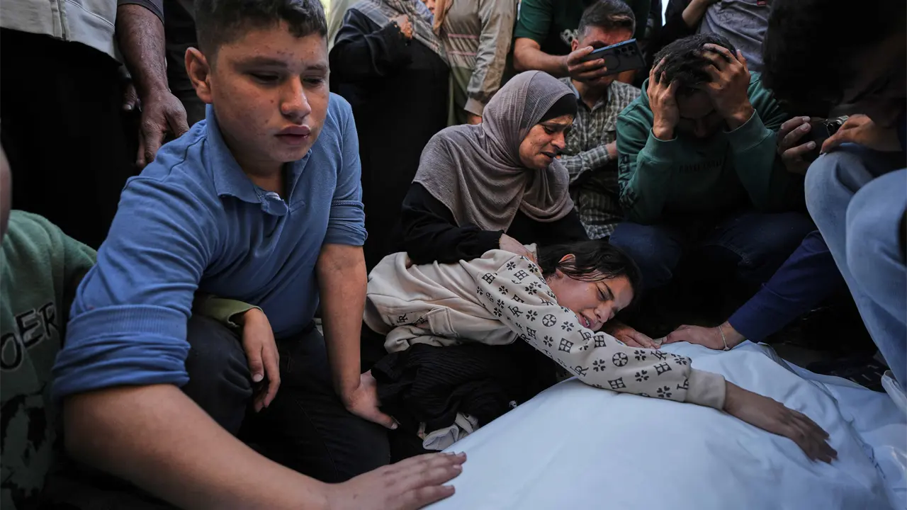 Dos muertos en ataque israelí a apartamento en Gaza