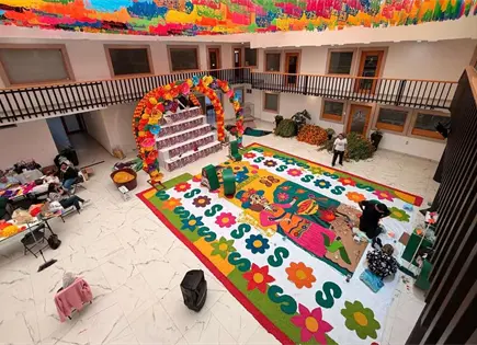 Montan altar por Día de Muertos en Presidencia de Soledad Montan altar por Día de Muertos en Presidencia de Soledad