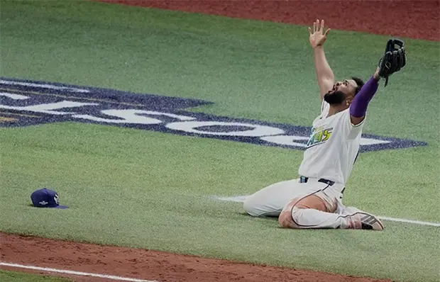 Rays avanzan a la Serie Mundial