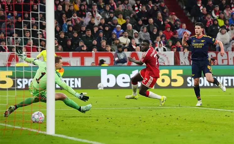 Igualan Bayern y Arsenal en partidazo de Champions League Igualan Bayern y Arsenal en partidazo de Champions League